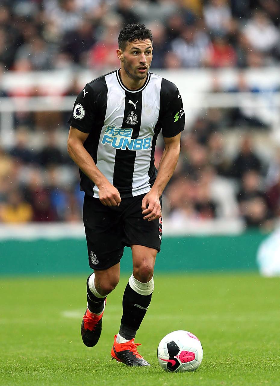 league of legends-今晚纽卡斯尔备战欧超杯，单刀错失细节曝光，悬念犹存，球探报告显示潜力