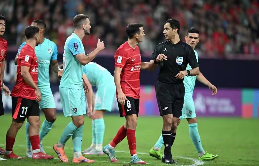 lol-赛地聚焦——欧篮联冲刺阶段热度飙升；成都蓉城遗憾出局；引发热议；心理建设被强调(成都蓉城队新闻最新消息)