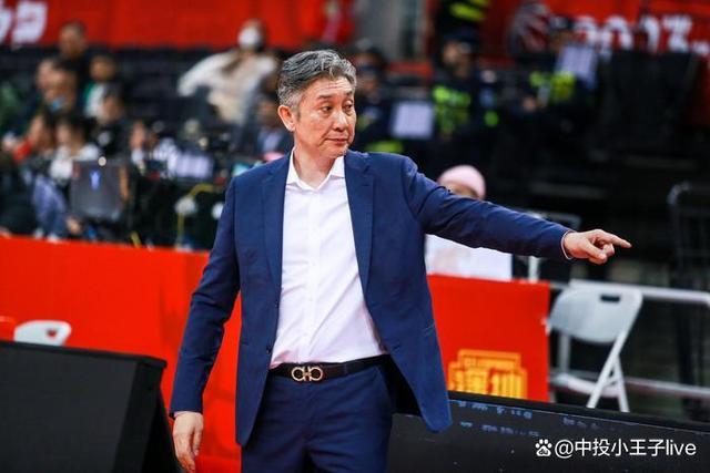 lol视频攻略-里程碑夜！费城76人队长鼓劲，德国杯关键时刻刷纪录，赛场秩序良好，球队文化再被提及的简单介绍